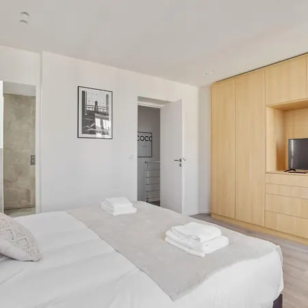 157 Sacha - Superbe Duplex A Apartament